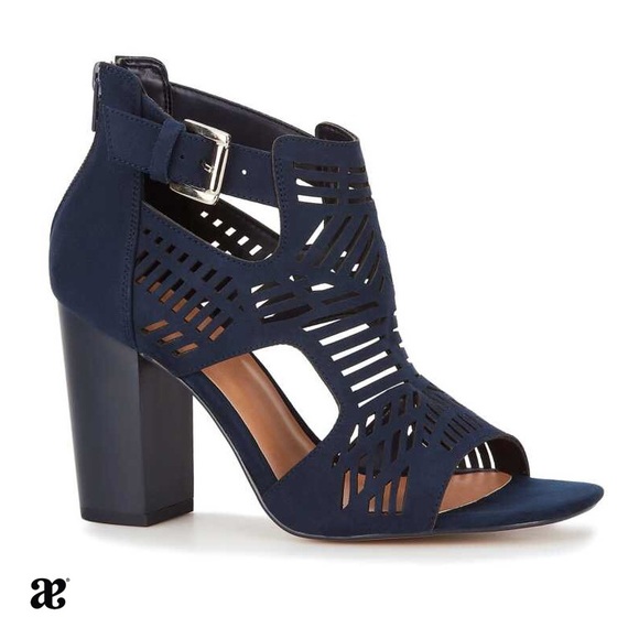 Meet your Posher, Blanca - Picture 6 of 7